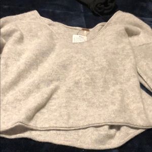 Grey women’s sweater nice and warm
